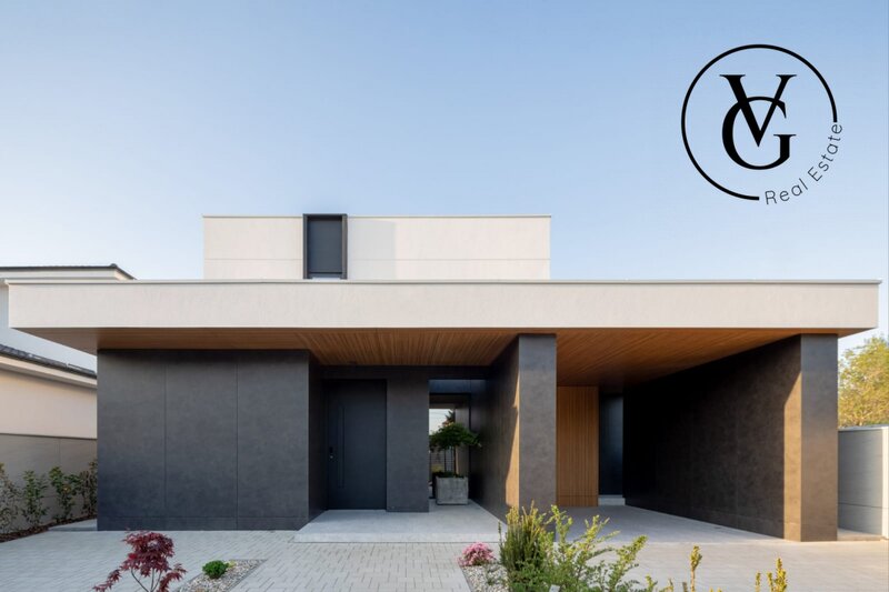 Pipera  Vila cu 5 camere si piscina incalzita in Pipera