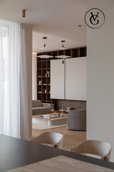 Pipera  Vila cu 5 camere si piscina incalzita in Pipera