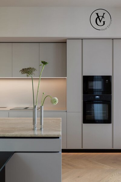 Pipera  Vila cu 5 camere si piscina incalzita in Pipera